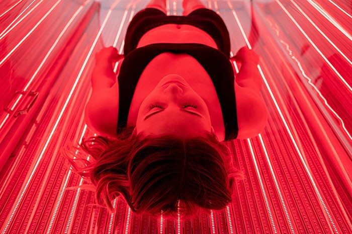 red light therapy session